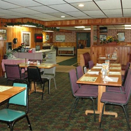 Zellar'S Village Inn Newberry Zewnętrze zdjęcie