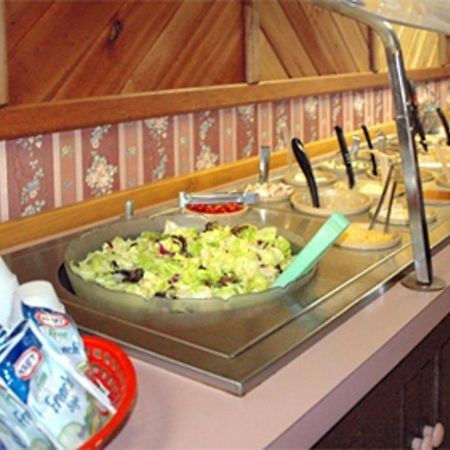 Zellar'S Village Inn Newberry Zewnętrze zdjęcie