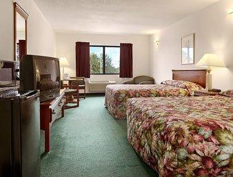 Zellar'S Village Inn Newberry Zewnętrze zdjęcie